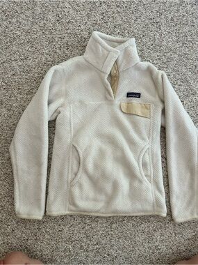 Patagonia Cream Fleece Snap Pullover with Tan Pocket Placket